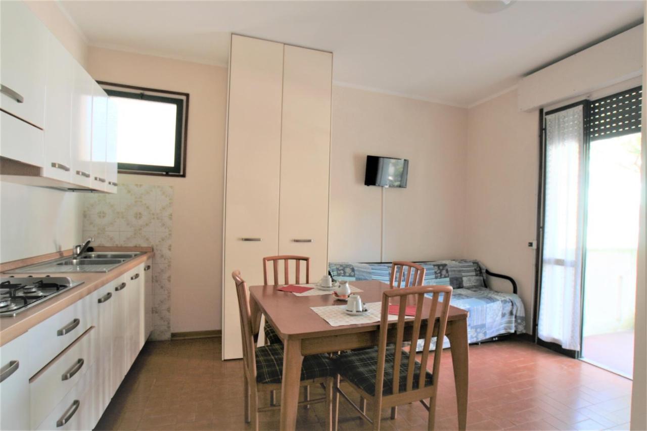 Ferienwohnung El Palmar Fronte Mare Lido di Jesolo Exterior foto